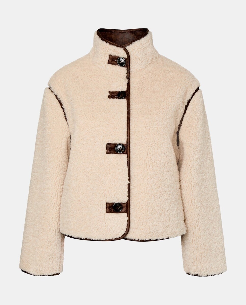 Imagem 0 de Blusão de Pelo de Borrego Liso