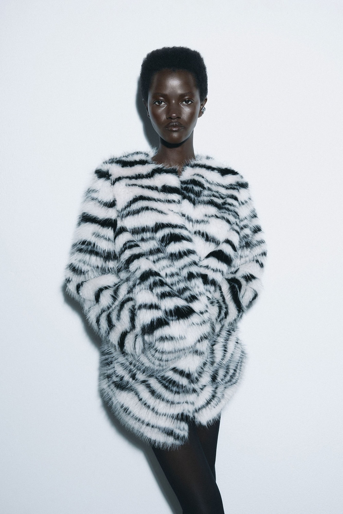 FROM DAY TO NIGHT FW25 WOMAN COLLECTION