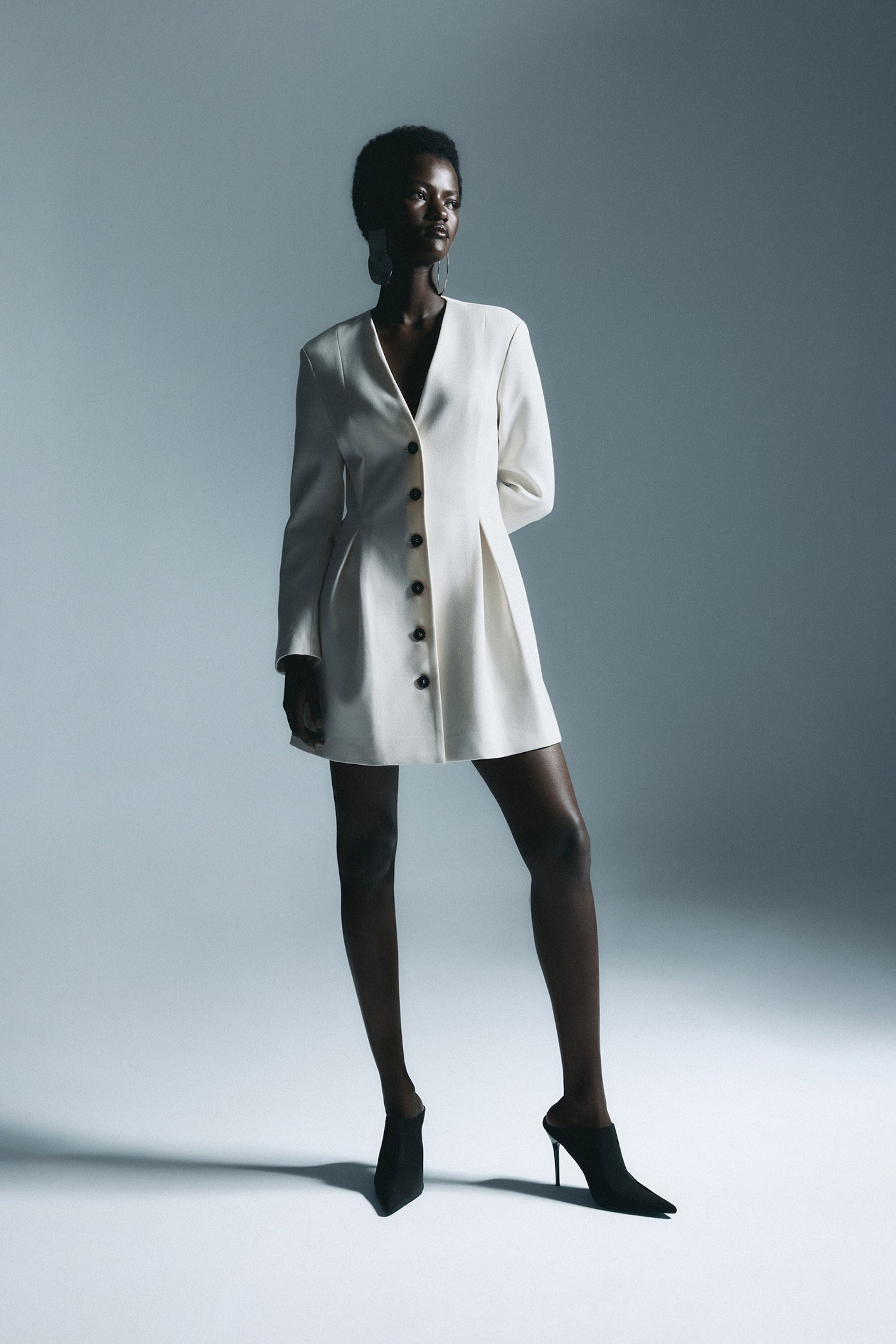 FROM DAY TO NIGHT FW25 WOMAN COLLECTION