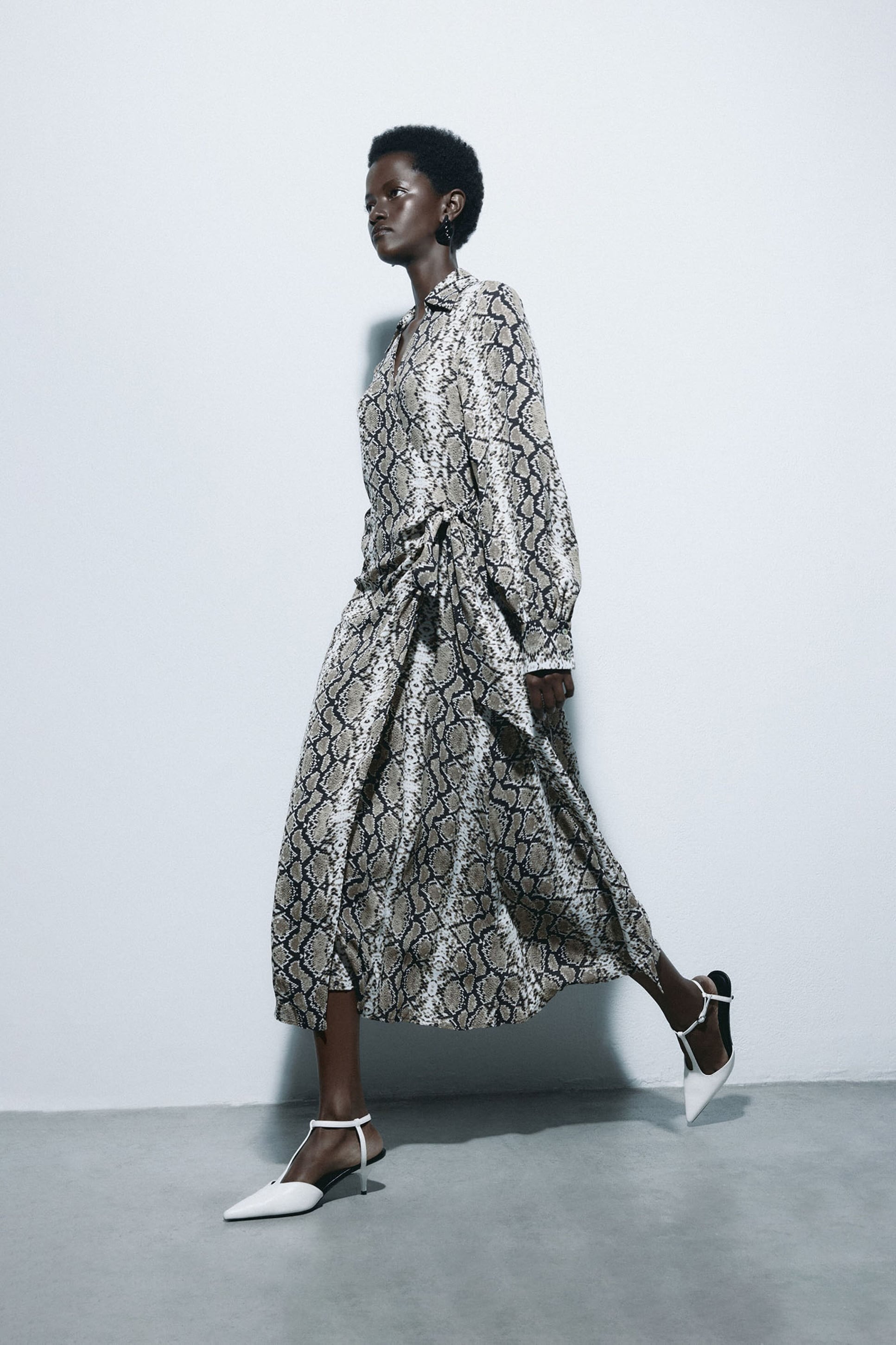 FROM DAY TO NIGHT FW25 WOMAN COLLECTION