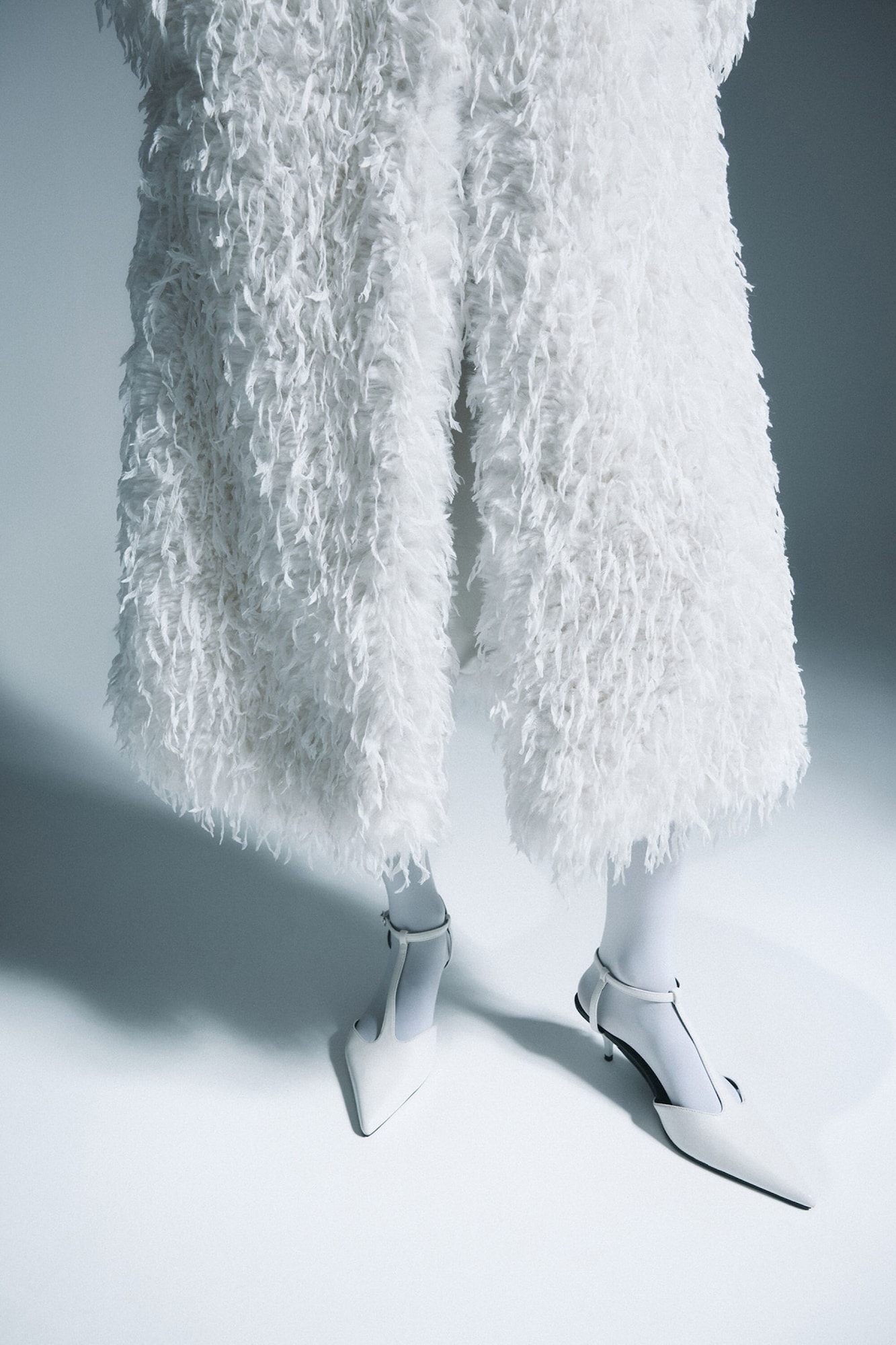 FROM DAY TO NIGHT FW25 WOMAN COLLECTION