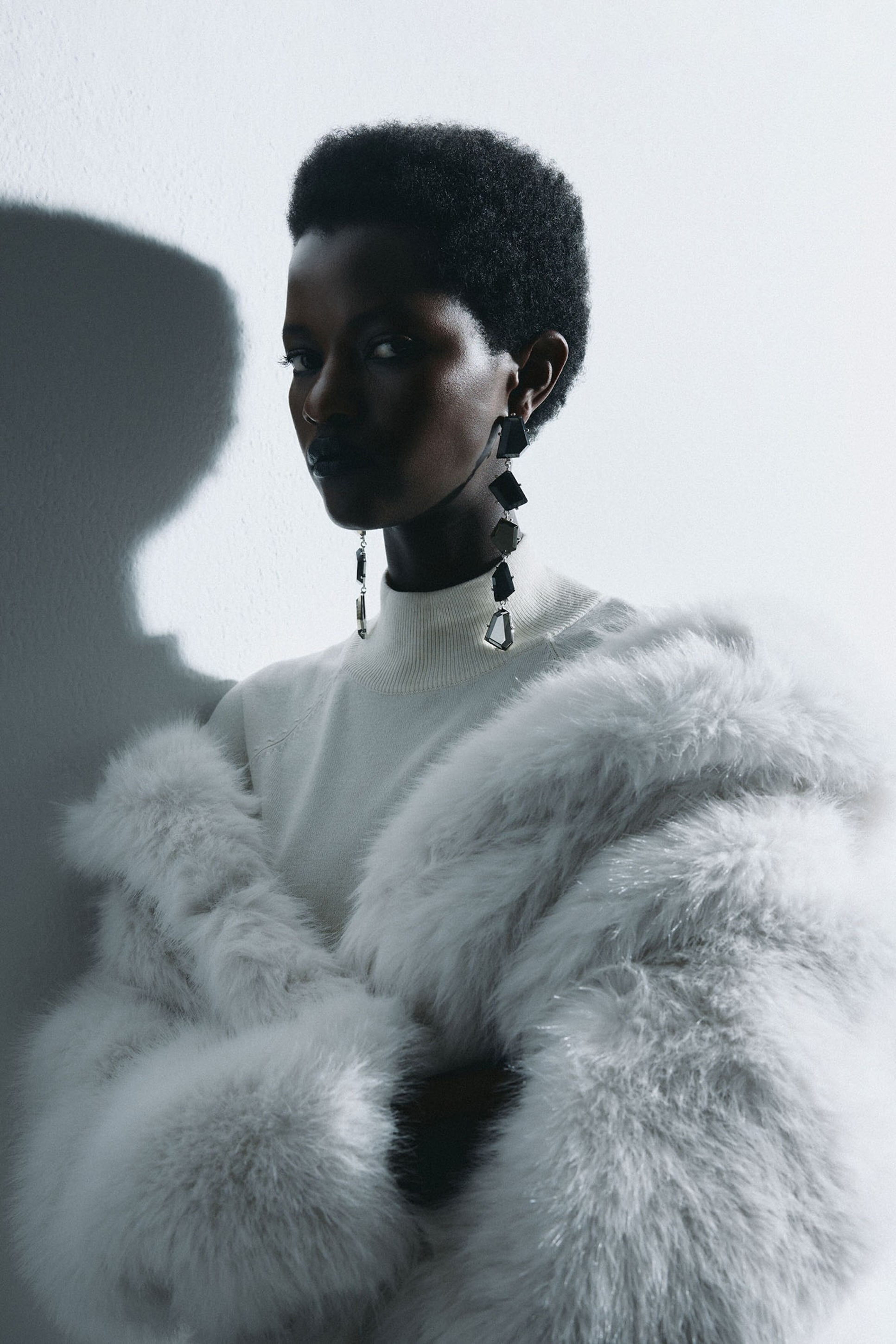 FROM DAY TO NIGHT FW25 WOMAN COLLECTION