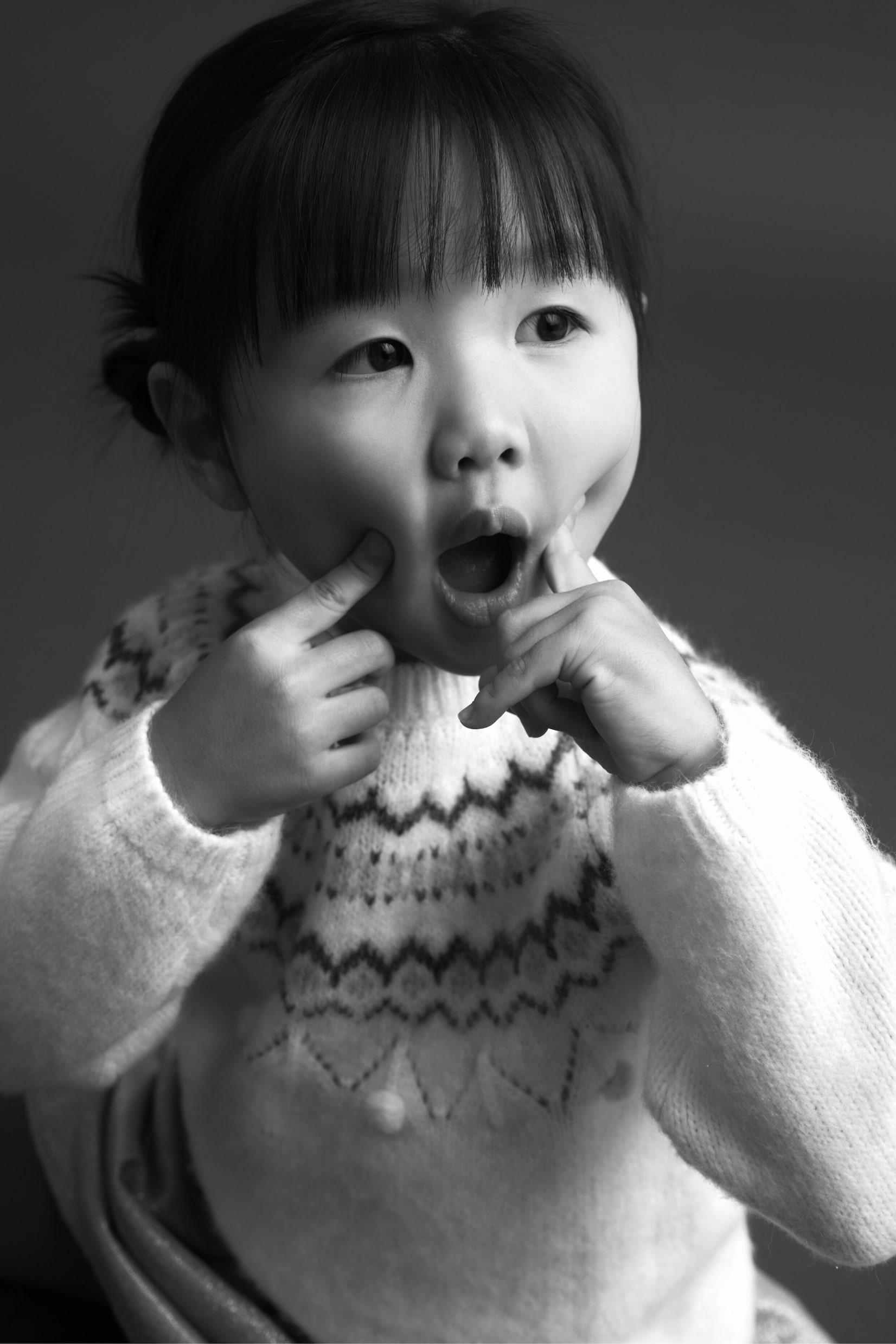 LITTLE CHRISTMAS PARTY KIDS FW25