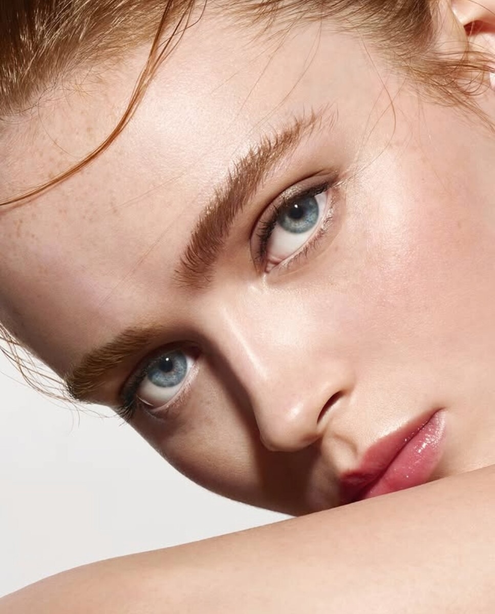Sobrancelhas naturais