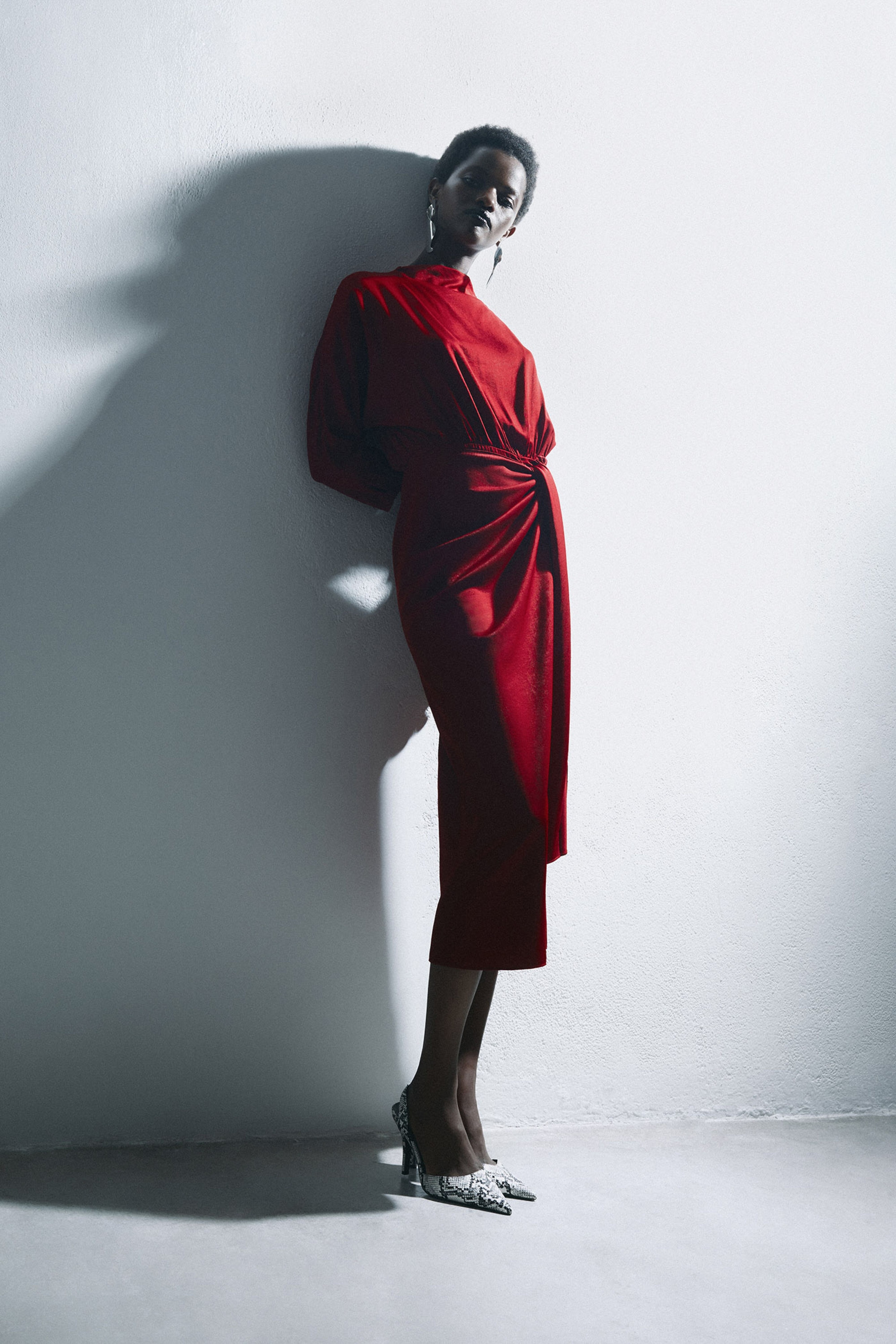 FROM DAY TO NIGHT FW25 WOMAN COLLECTION