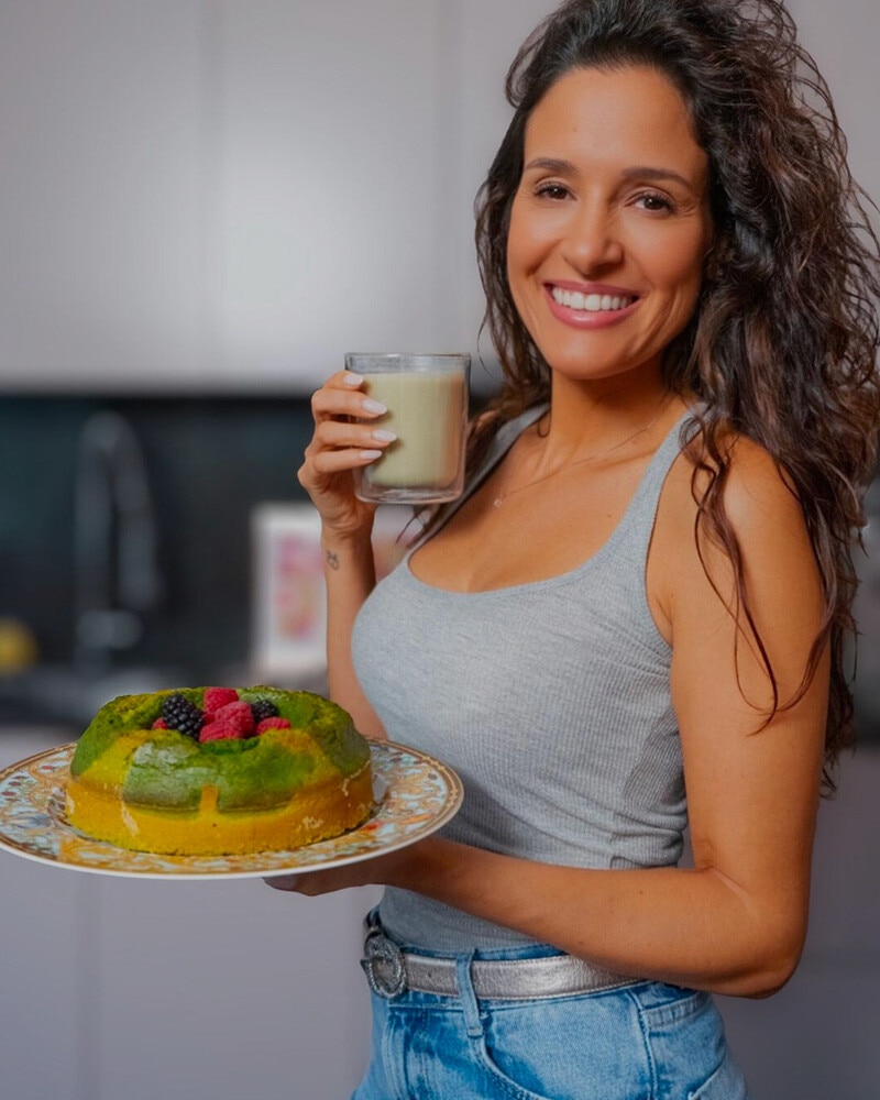 Bolo de Matcha e Laranja