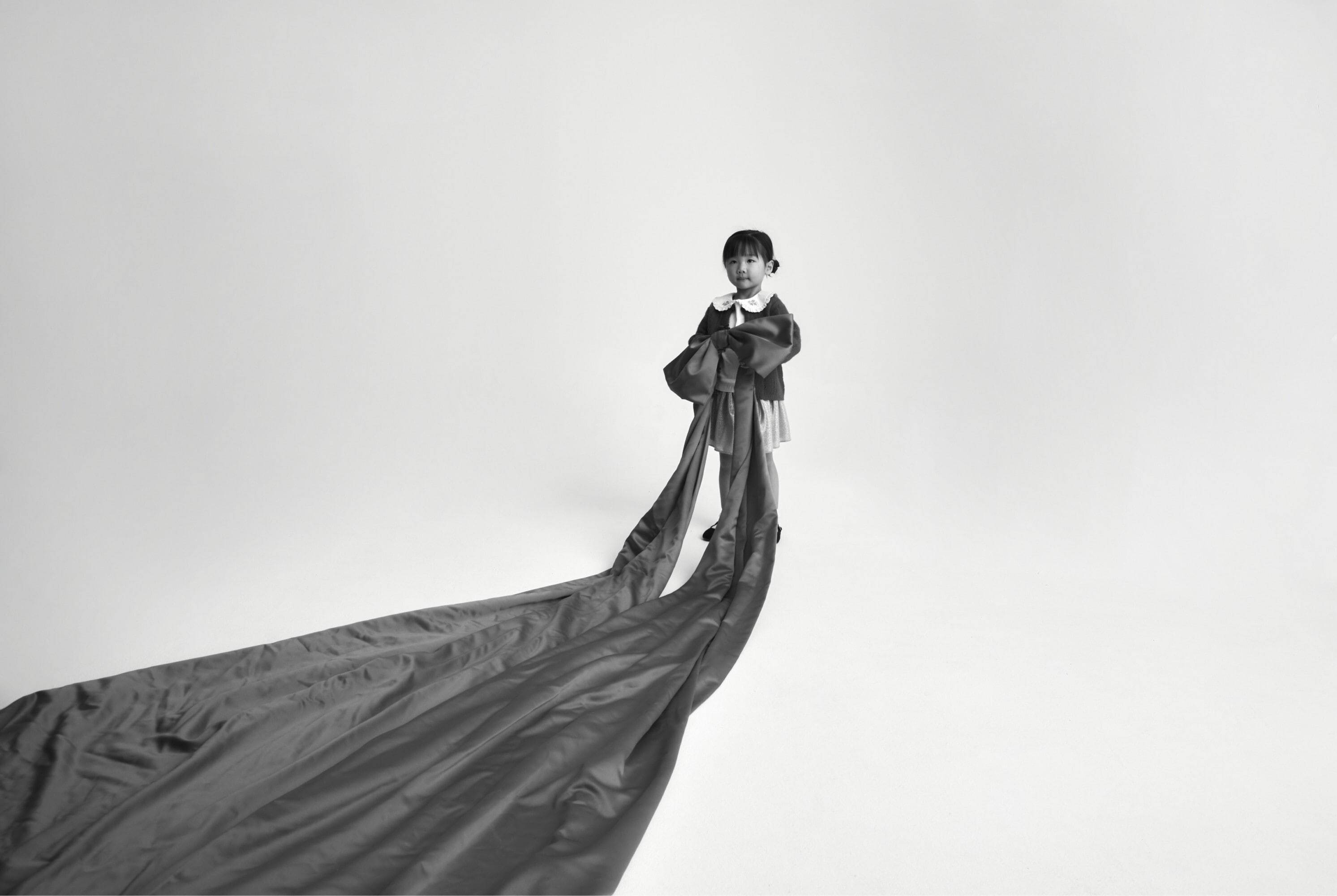 LITTLE CHRISTMAS PARTY KIDS FW25