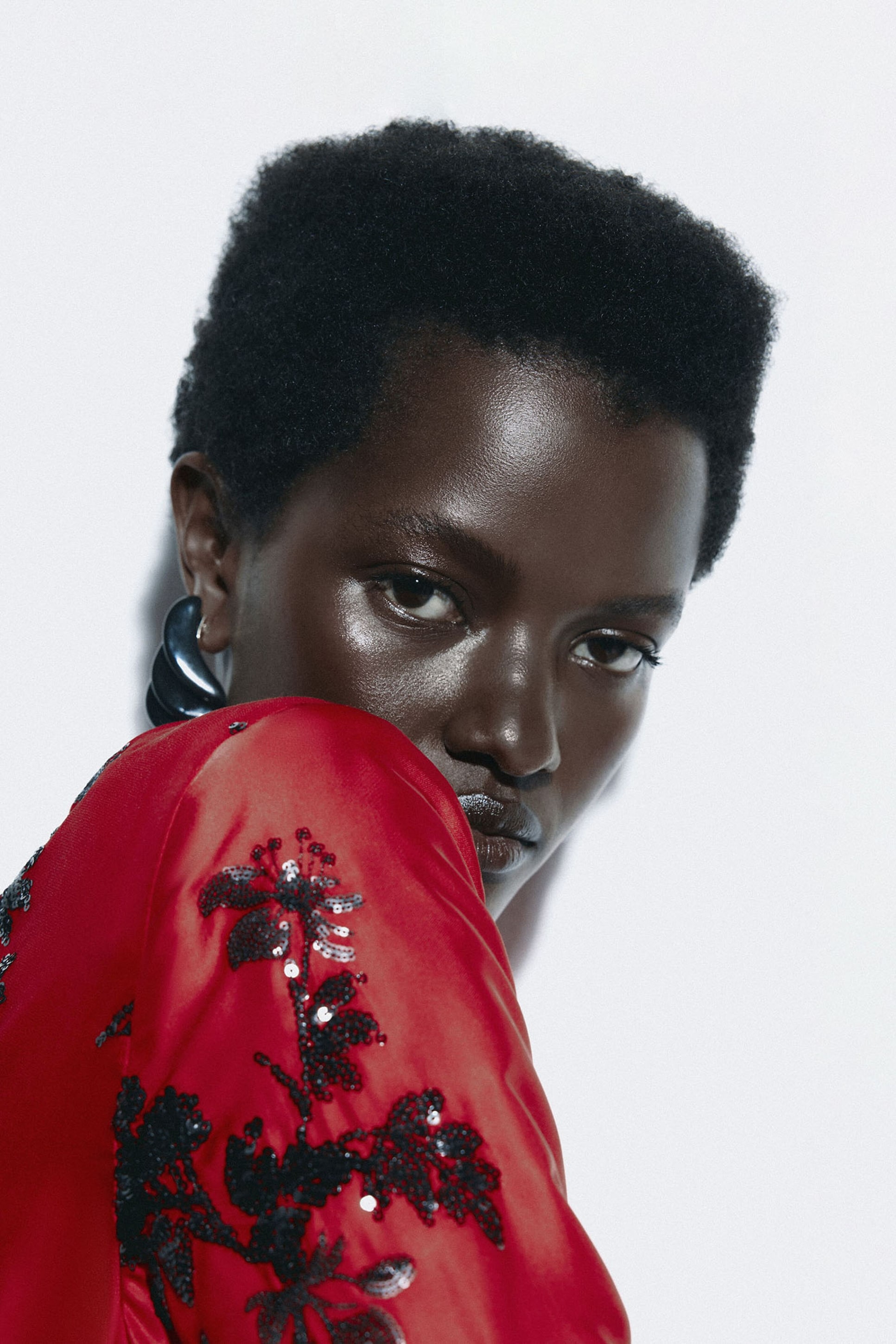 FROM DAY TO NIGHT FW25 WOMAN COLLECTION