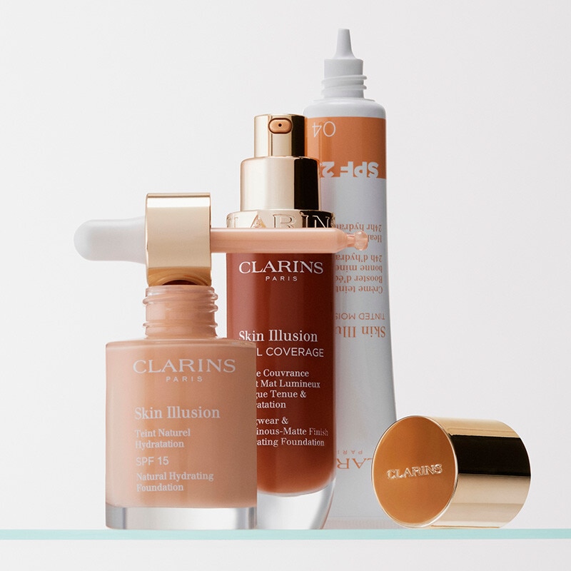 Descubra maquilhagem de rosto Clarins, disponível na loja online El Corte Inglés