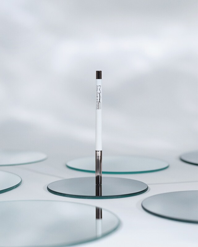 Lápis de olhos Colour Excess Gel Pencil Eyeliner, M.A.C., no tom Incorruptible 