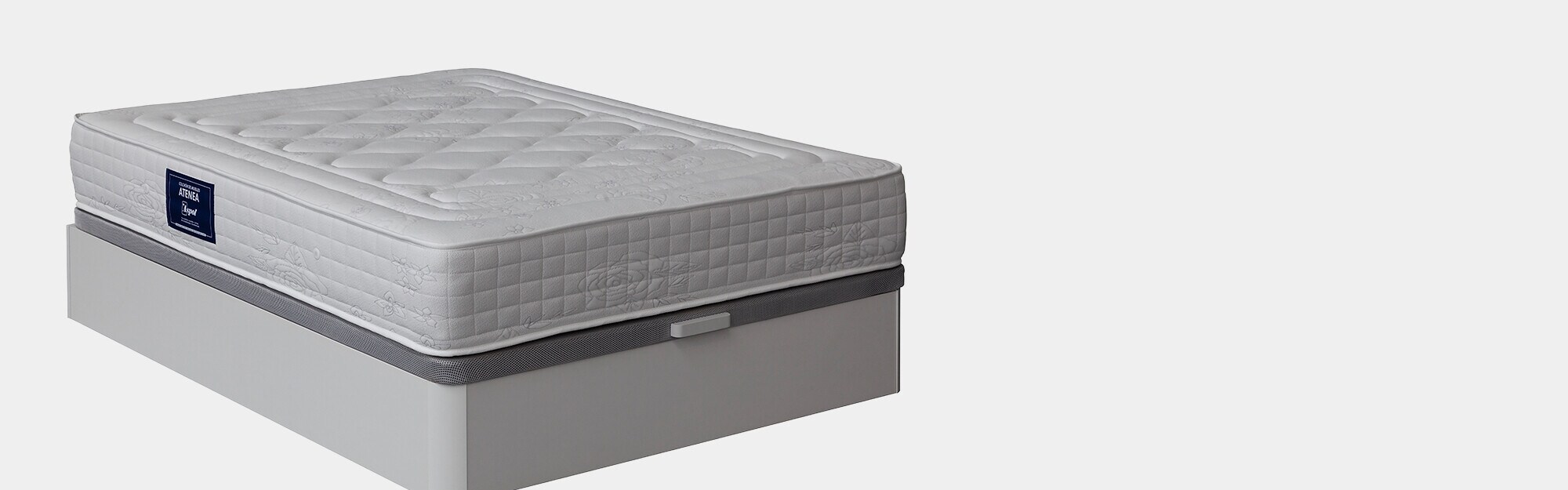 -50% en una selección de colchones y en todos los canapés