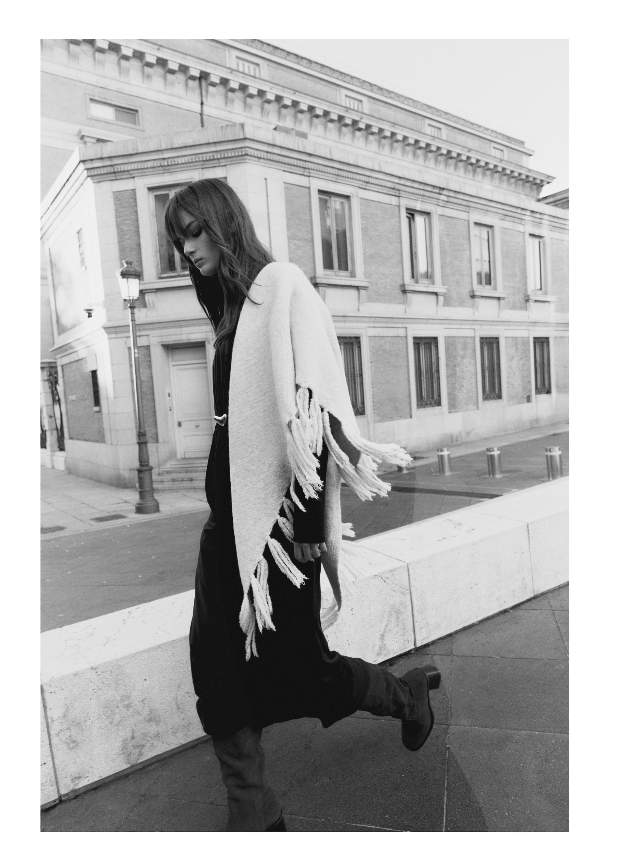 WINTER CODES FW25 WOMAN COLLECTION