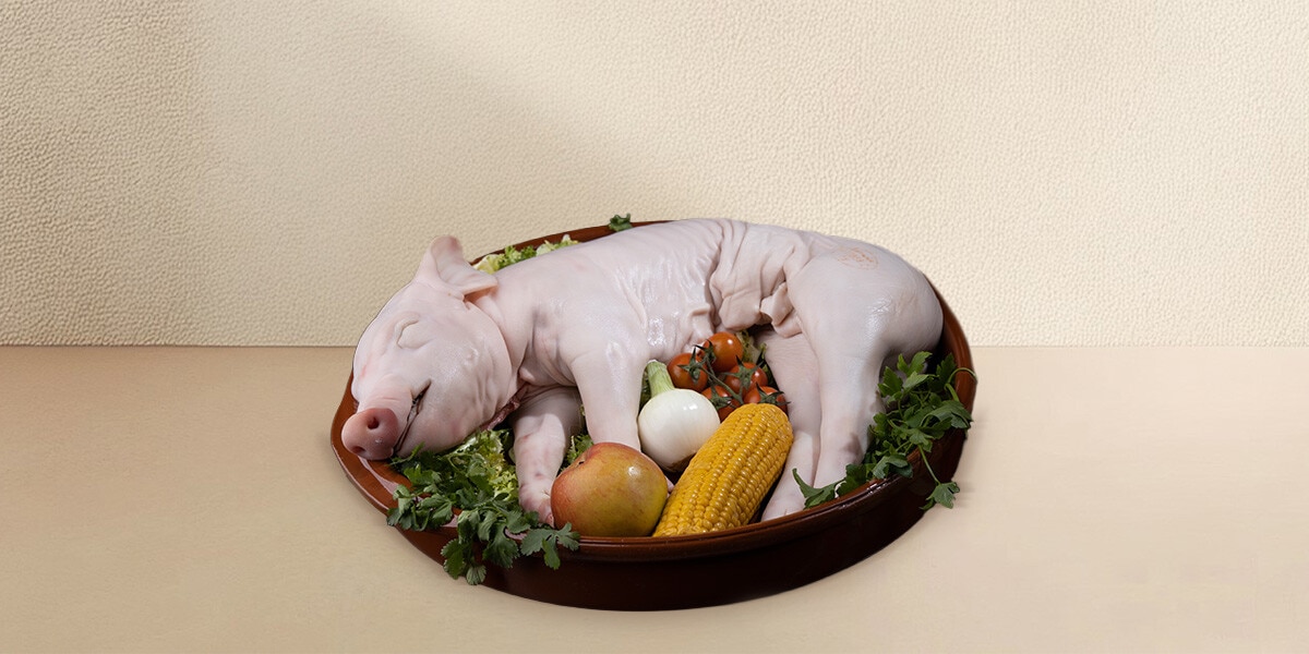 Cochinillo por medios o enteros TABLADILLO