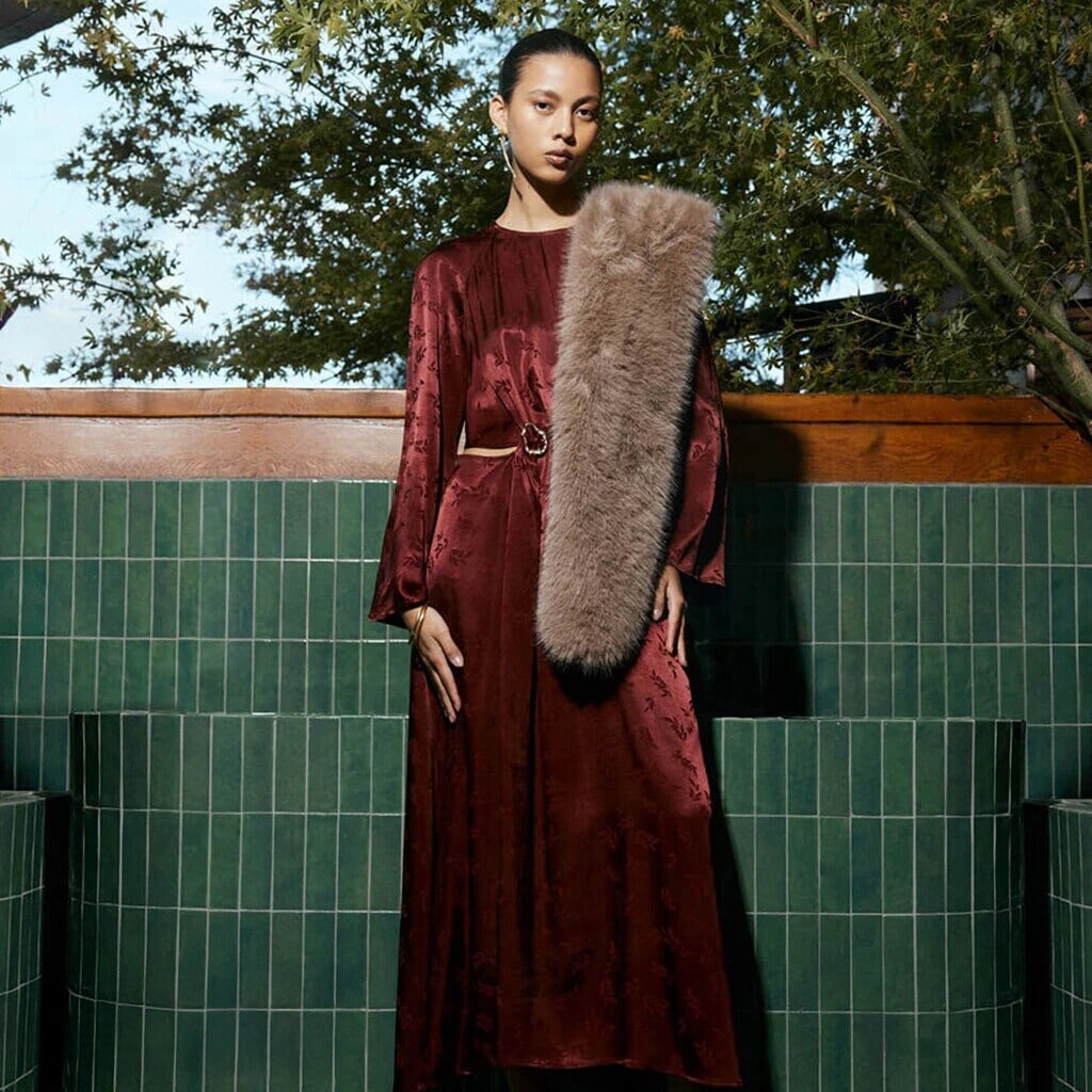 Ver coleção Festa Moda Mulher Sfera na loja online do El Corte Inglés