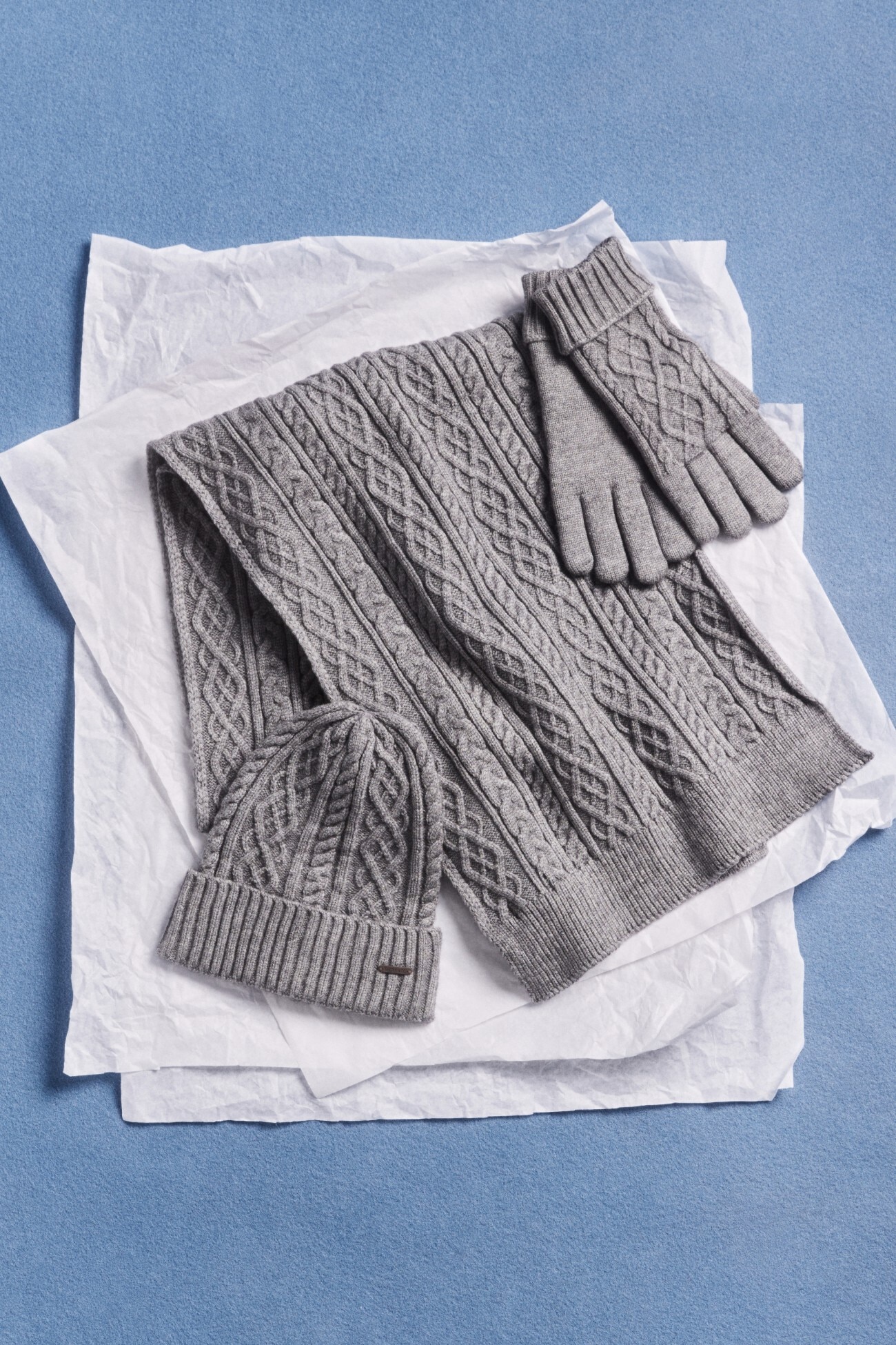 THE ULTIMATE (MAN) GIFT GUIDE