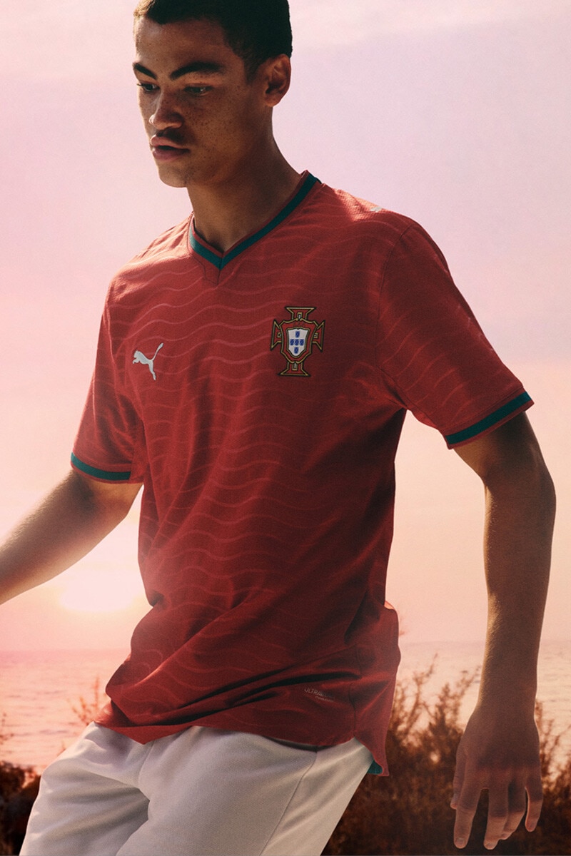 For the love of the shirt Portugal home kit
