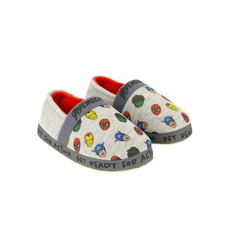 Pantufas e Chinelos de Quarto