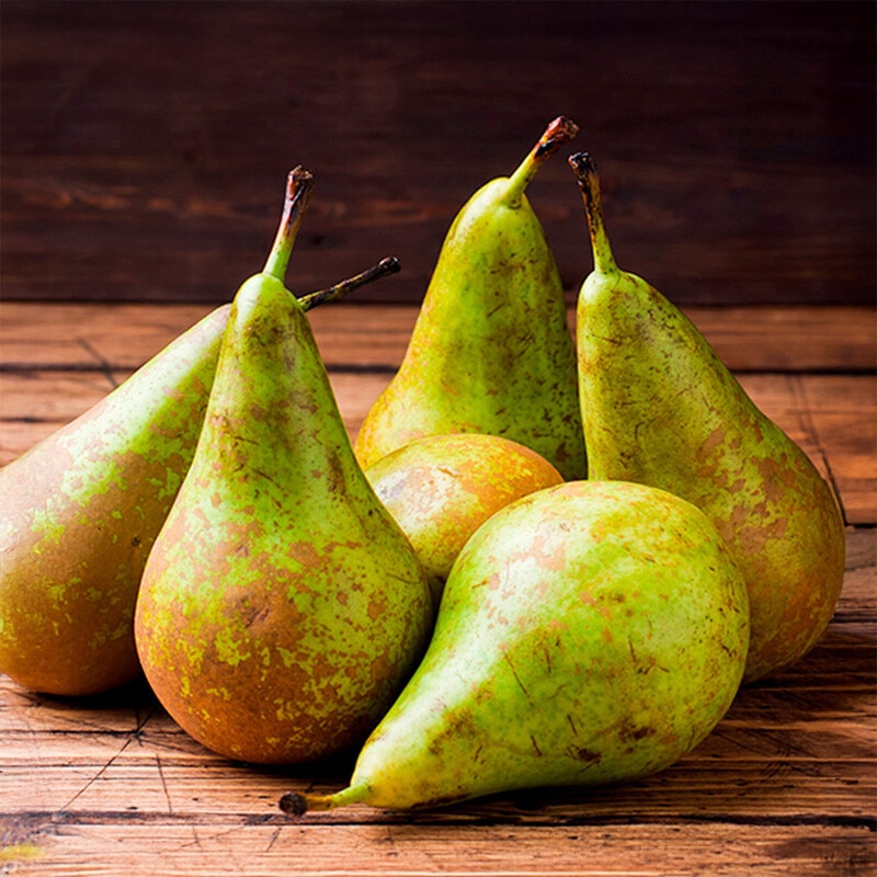 Pera conferencia, manzana fuji o naranja de mesa