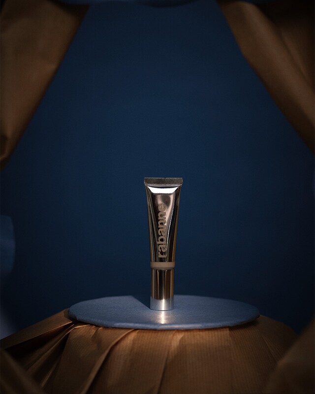 Corretor Nudes Everywear, Paco Rabanne, no tom 1 Fair