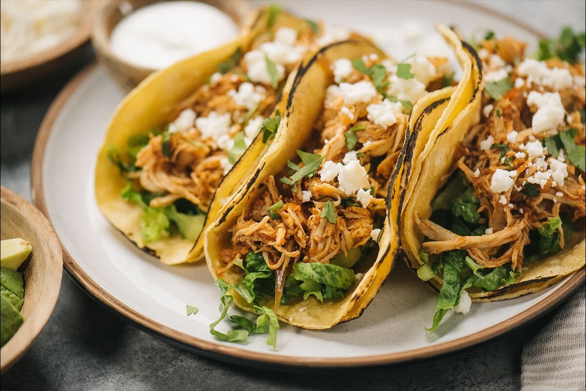 Todo cabe dentro de una tortilla de maíz o trigo: