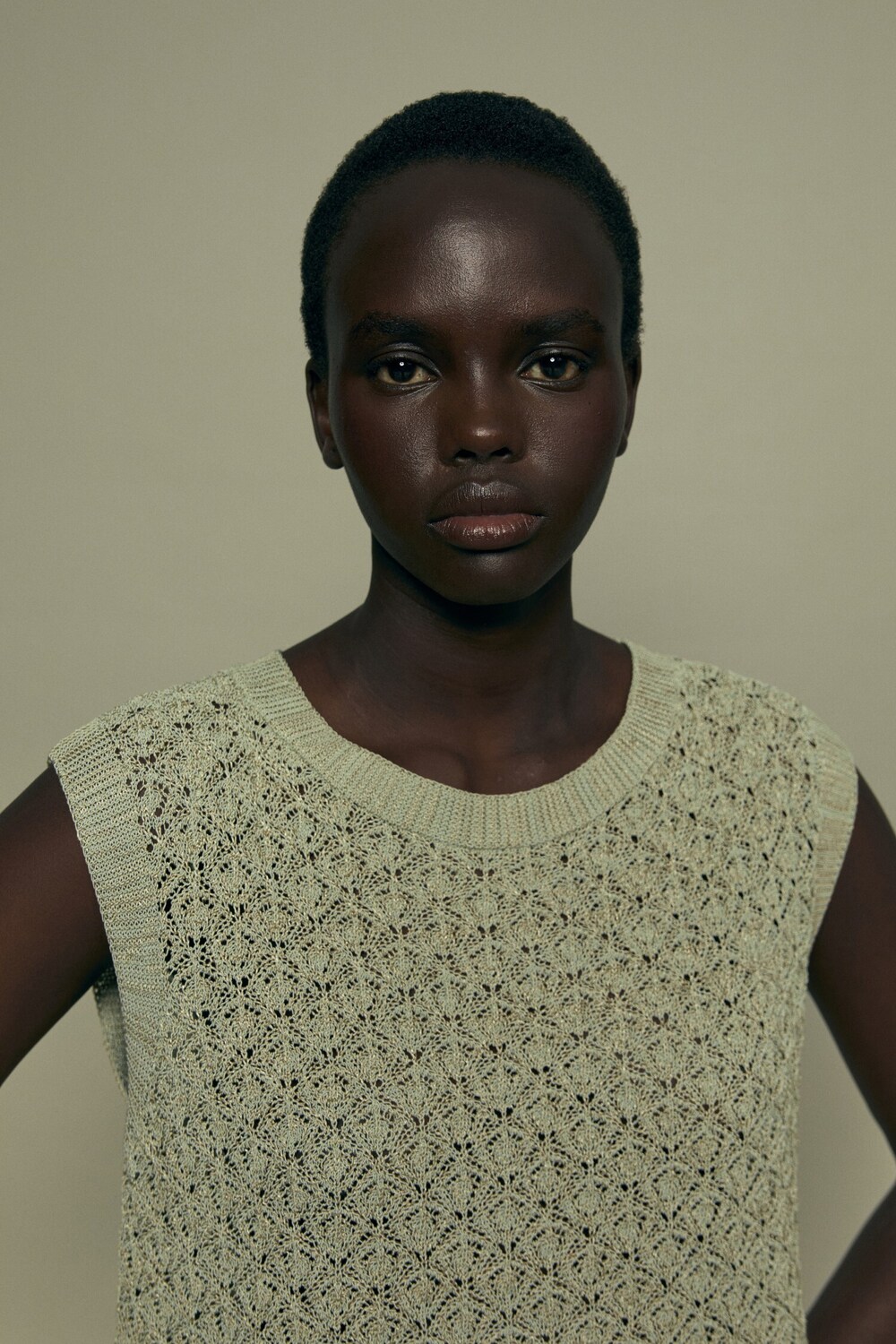 SOFT NEUTRALS WOMAN COLLECTION