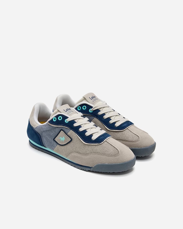 Sapatilhas com Palmilha Anatómica Transpirável e Discreto Logotipo Lateral