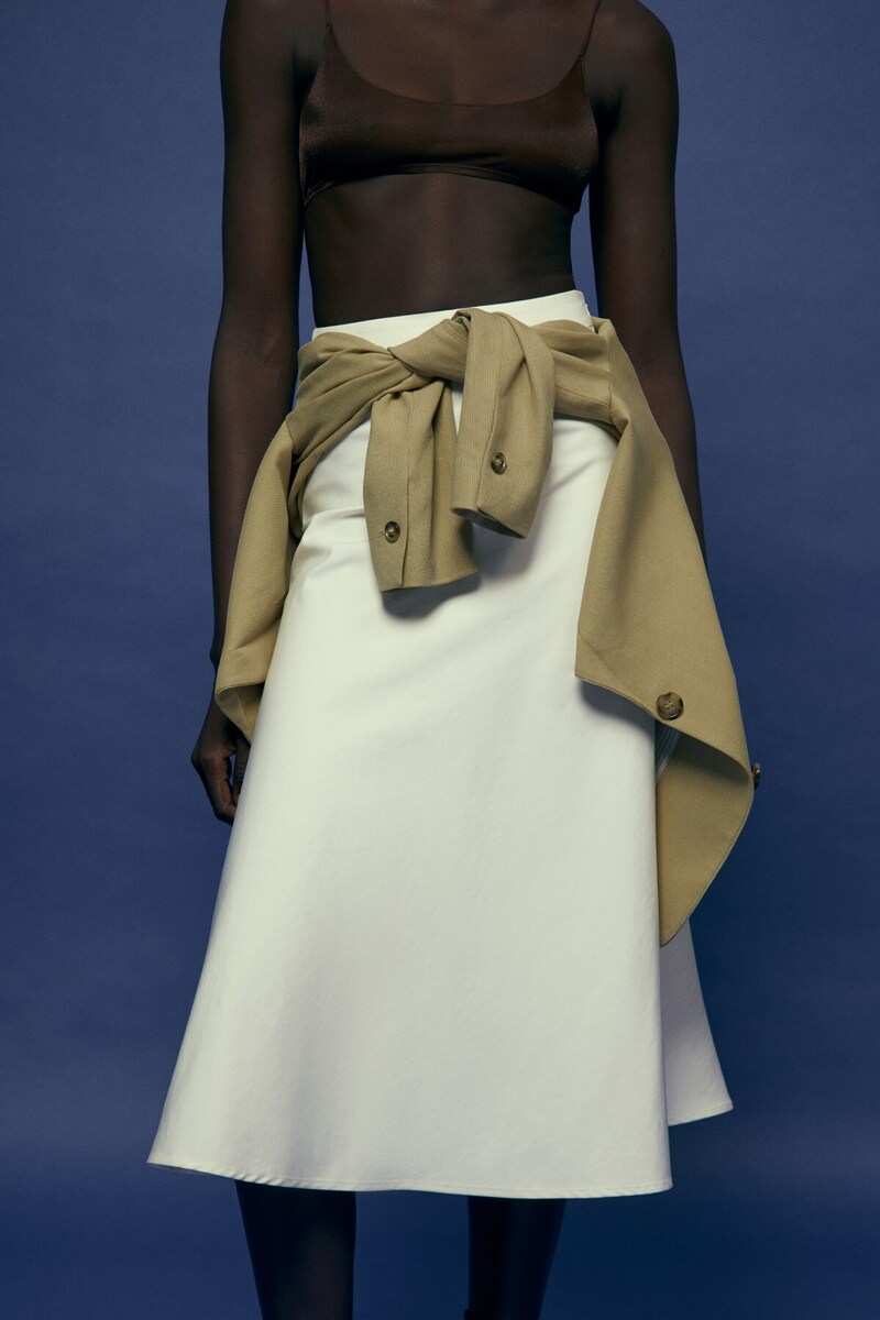 SOFT NEUTRALS WOMAN COLLECTION