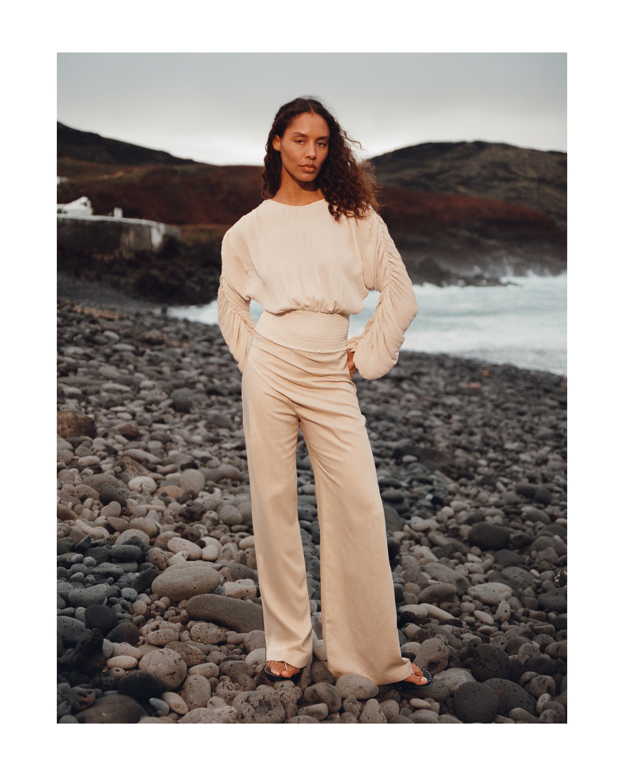 EASTERN LIGHTS WOMAN COLLECTION