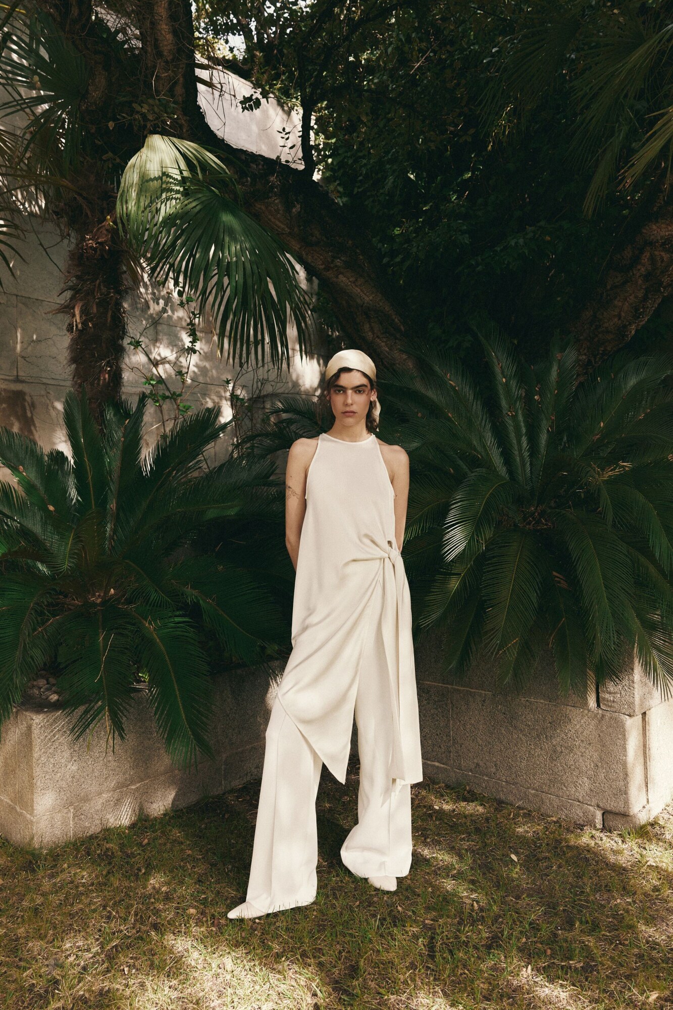 CONTEMPORARY POLKA DOTS