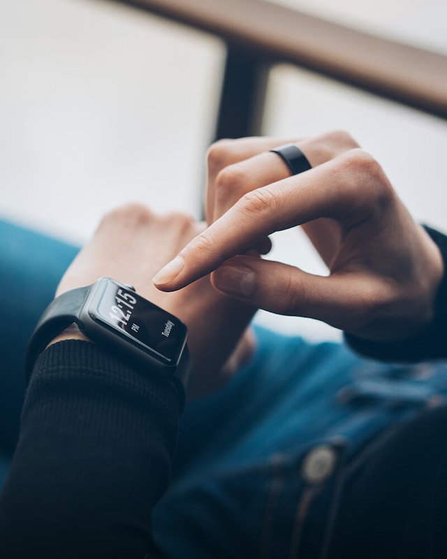 Smartwatches y smart rings para la vida saludable