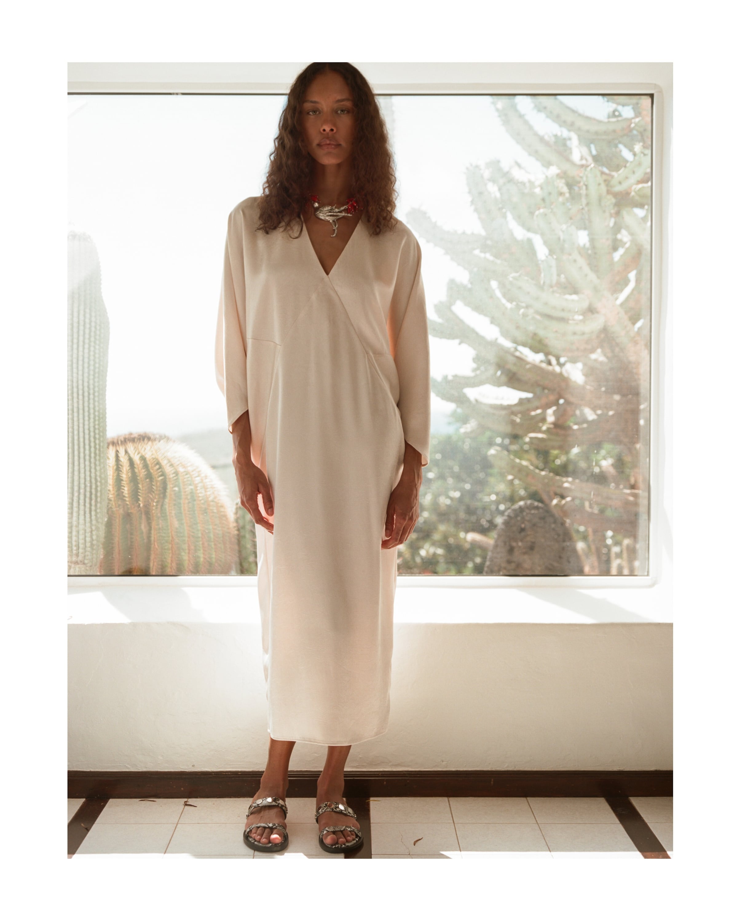 EASTERN LIGHTS WOMAN COLLECTION