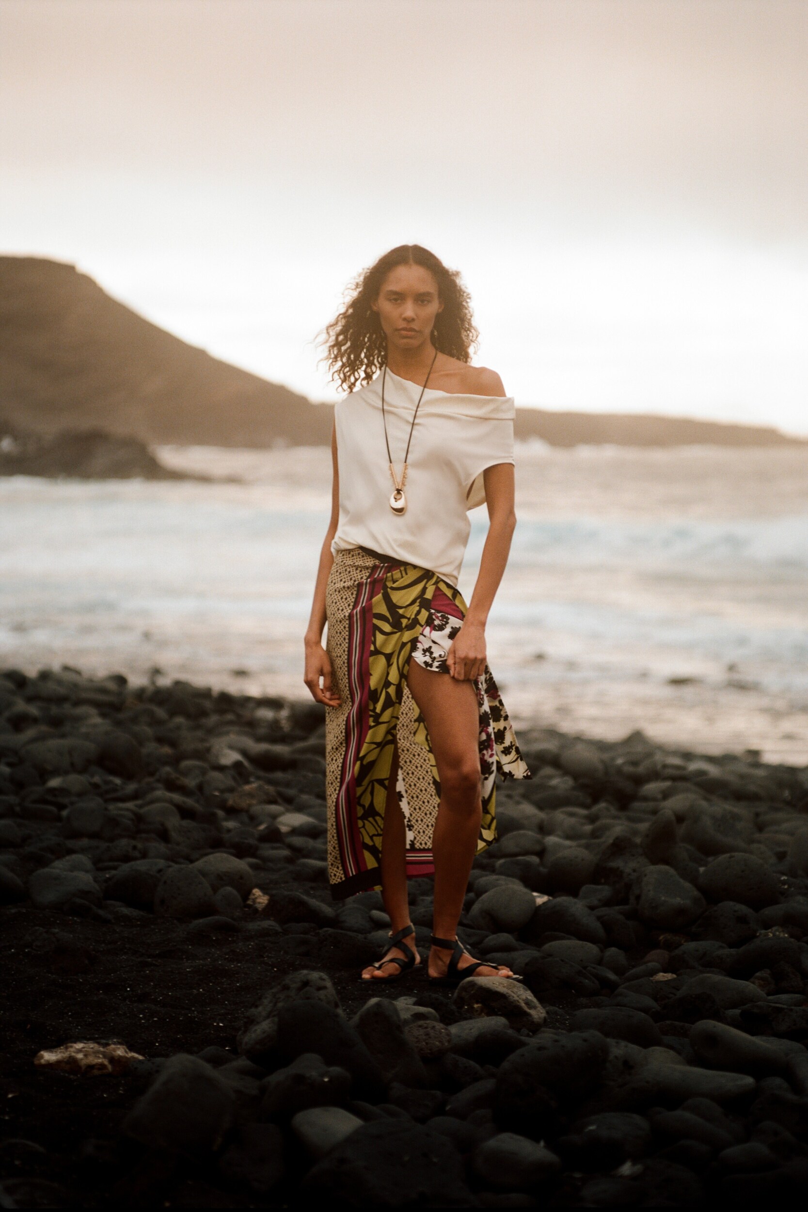 EASTERN LIGHTS WOMAN COLLECTION