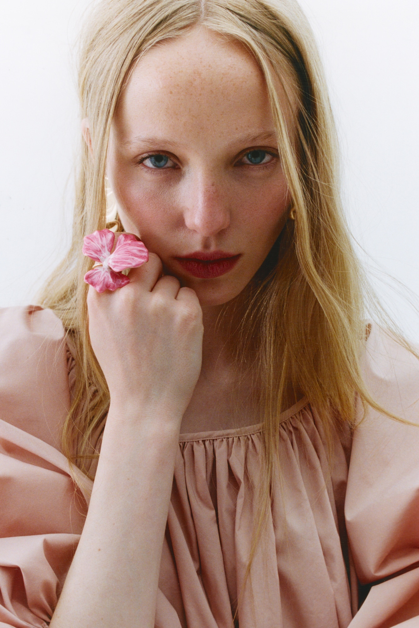 DUSTY ROMANCE WOMAN COLLECTION