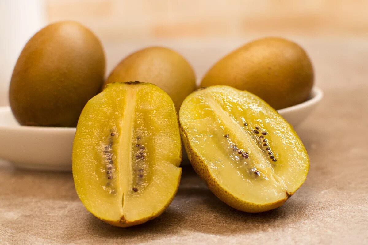 Comer fruta con piel