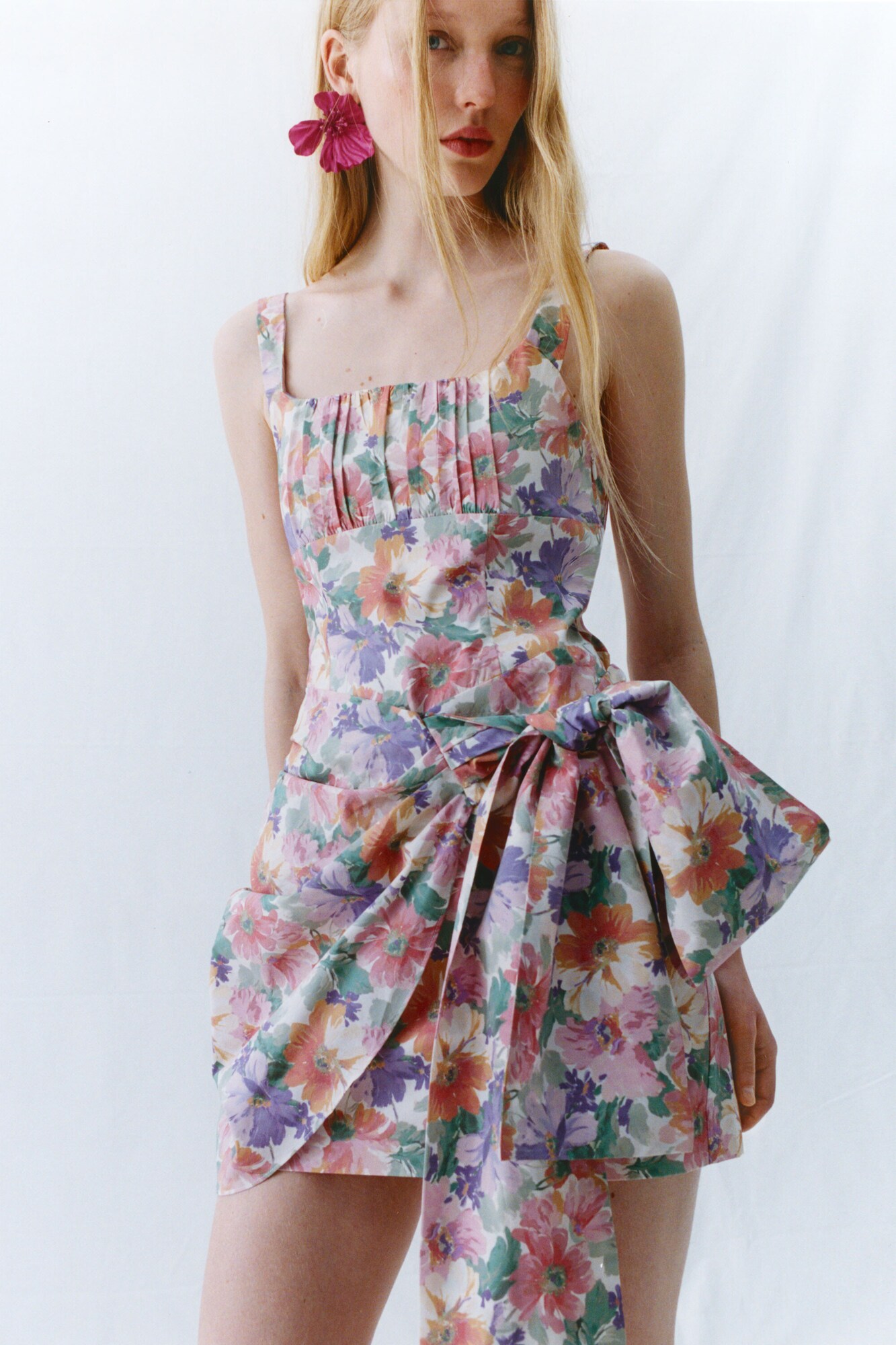 DUSTY ROMANCE WOMAN COLLECTION