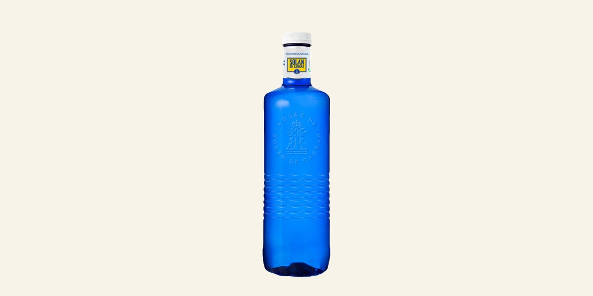 Agua mineral natural sin ga Solán de Cabras