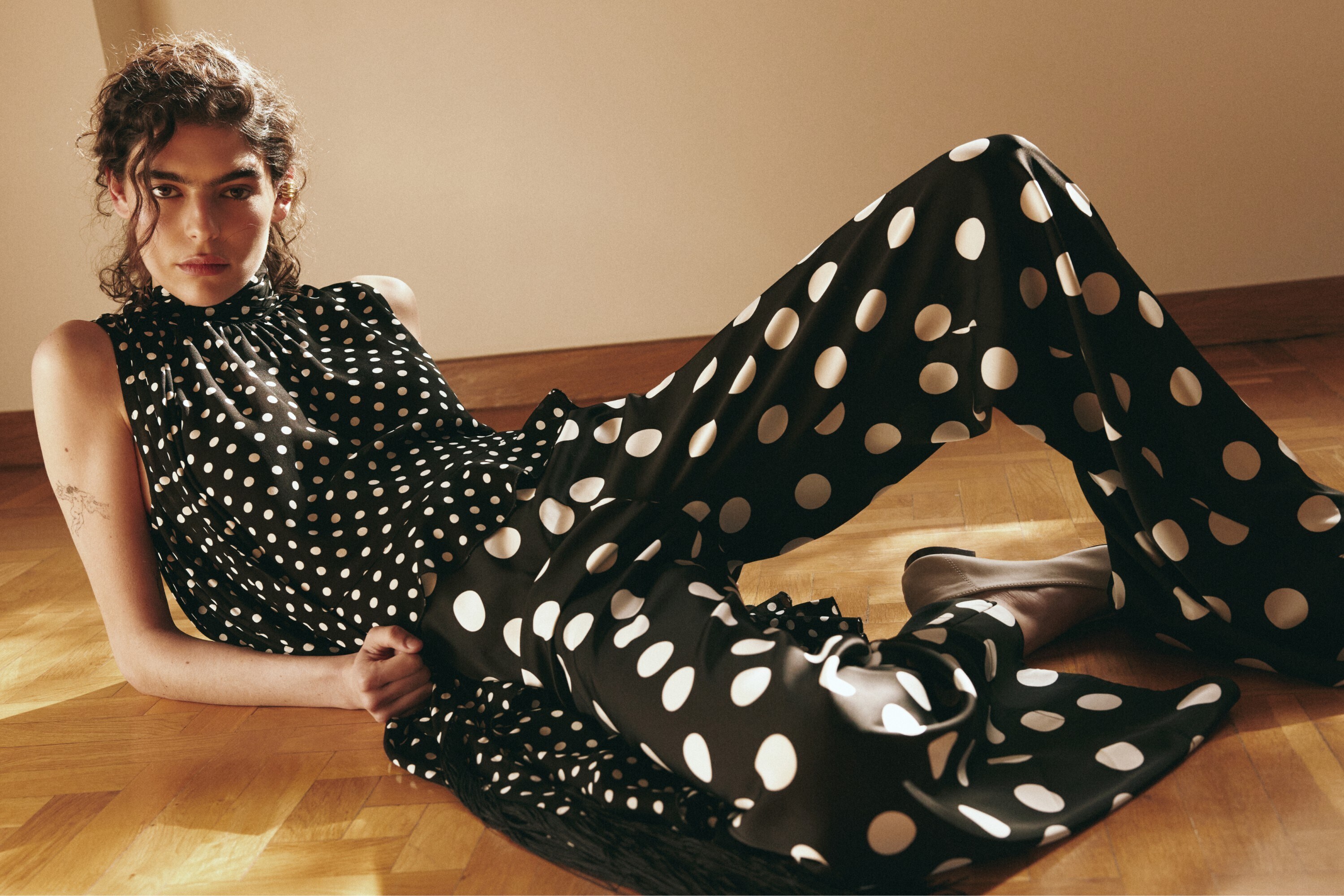 CONTEMPORARY POLKA DOTS