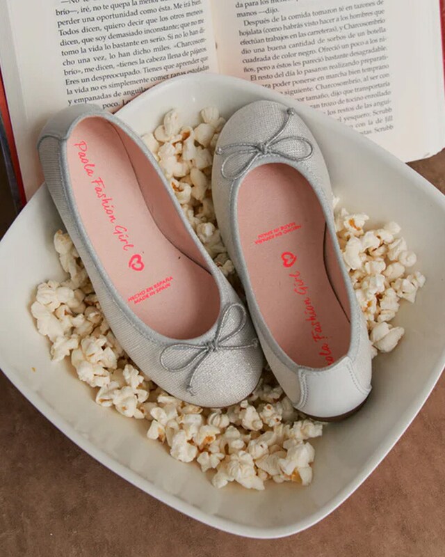 Veja a seleção de Sapatos de Cerimónia para menina na loja online do El Corte Inglés