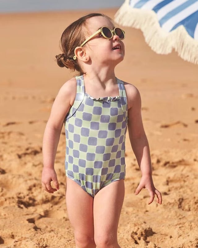 Veja toda a coleção de Moda Banho de bebé na loja online do El Corte Inglés