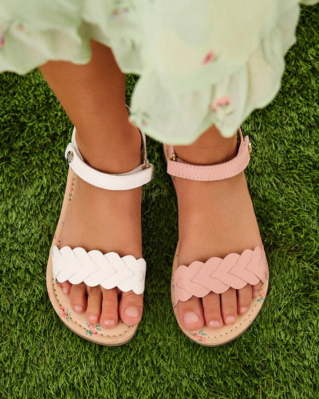 Veja a seleção de Sandálias na loja online do El Corte Inglés