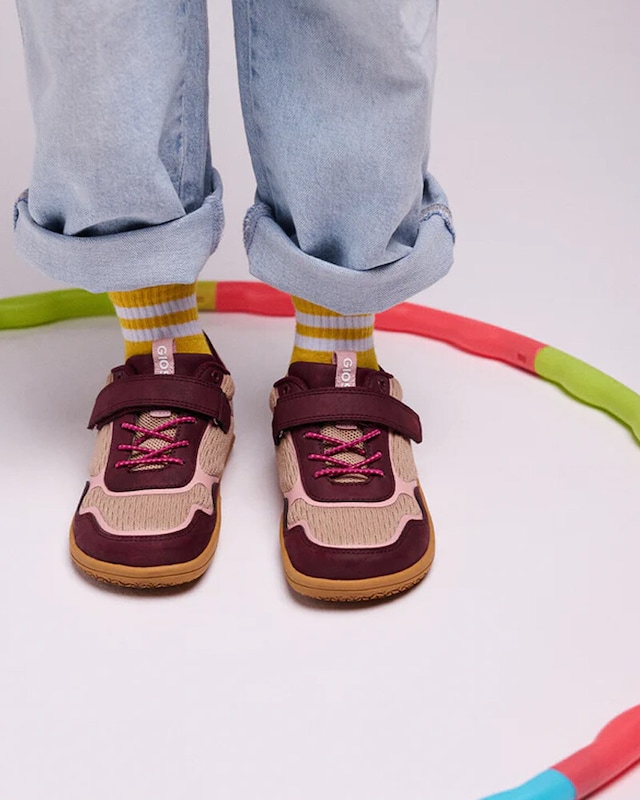 Veja Sapatilhas para menino na loja online do El Corte Inglés