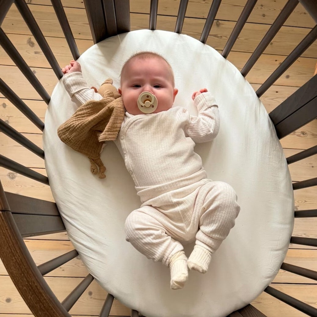 Aproveite | De 1 de abril a 30 de junho | Lotes da Marca Stokke