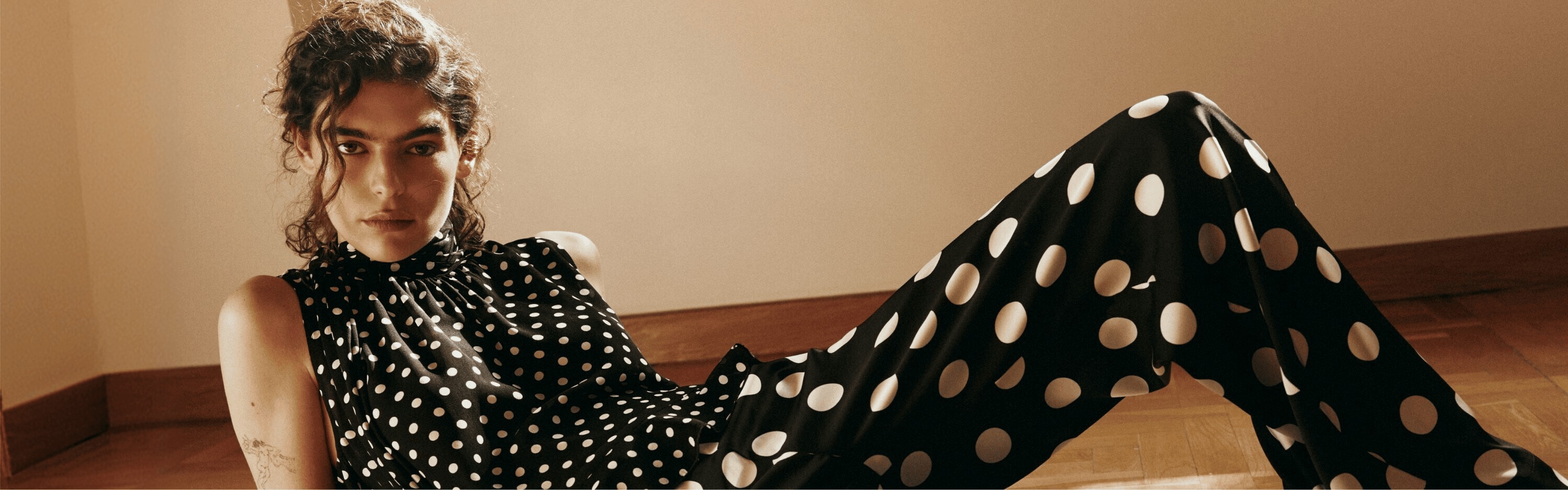 Nova coleção primavera-verão 2026 Sfera Moda Mulher El Corte Inglés