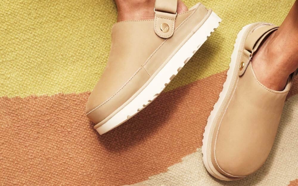 UGG 