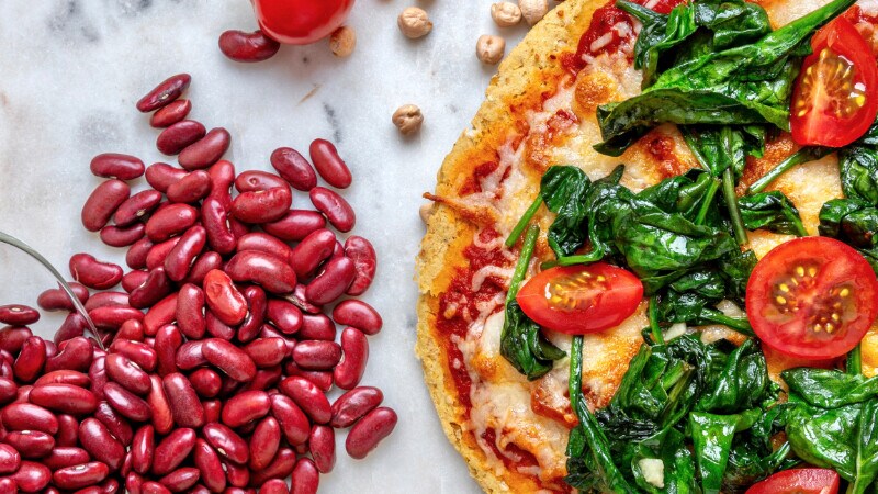 Pizza com Base de Grão-de-Bico Pizza com Base de Grão-de-Bico