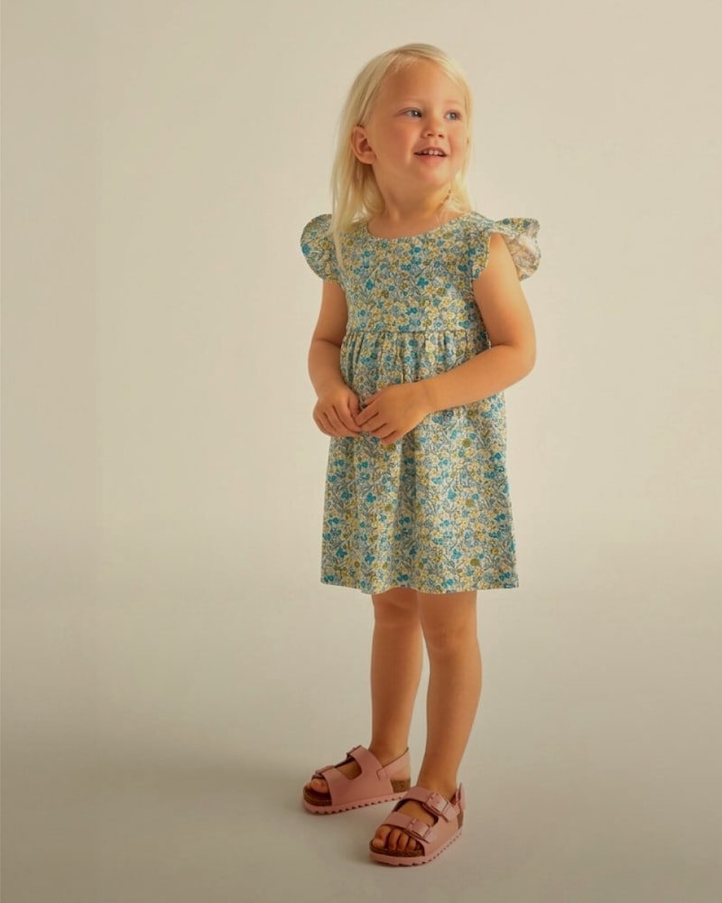 BEBÉ NIÑA