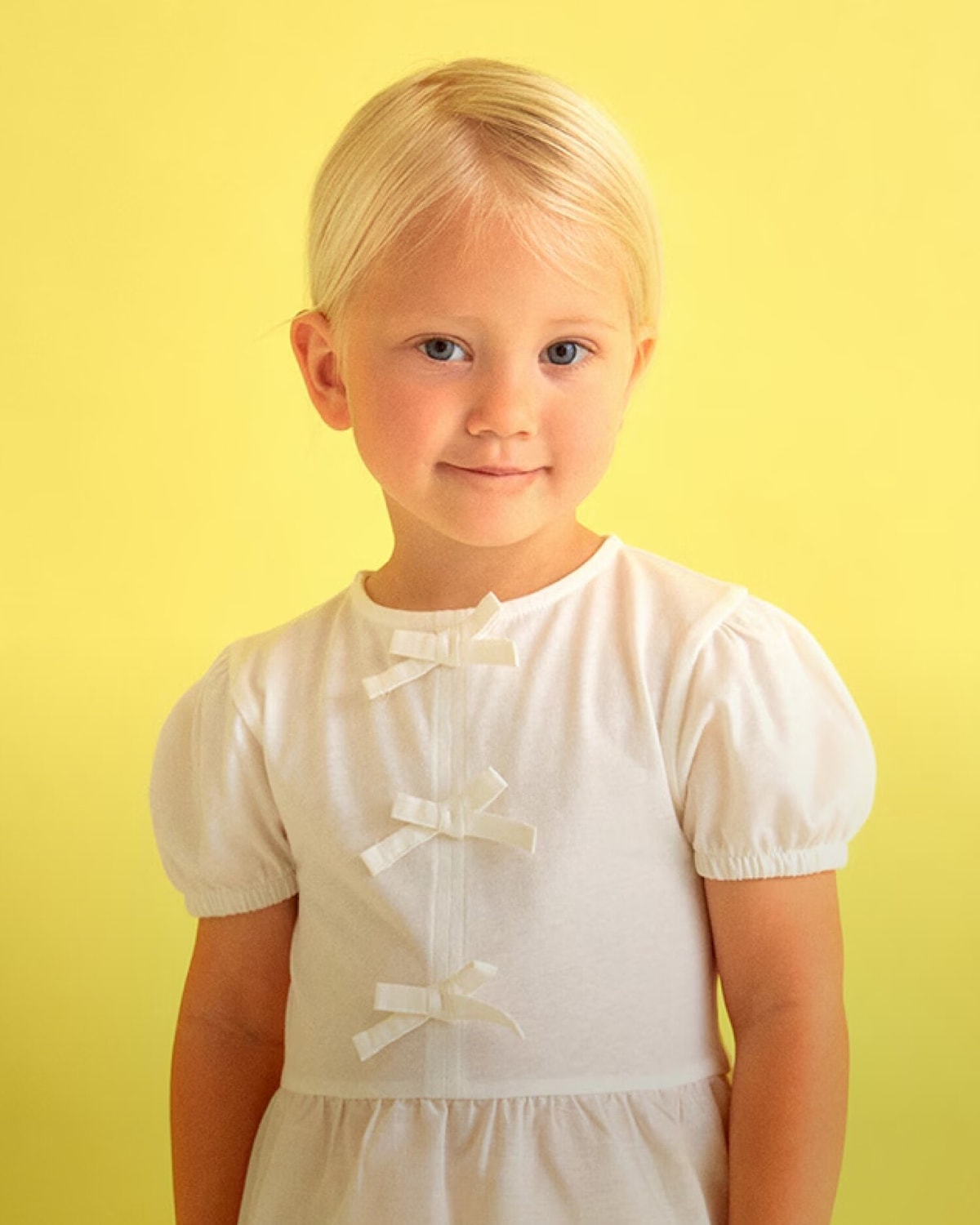 BEBÉ NIÑA